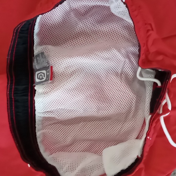 Ocean Pacific BNWOT VINTAGE MENS RED W WHITE TRIM BOARD SHORTS SZ XL - Picture 8 of 9